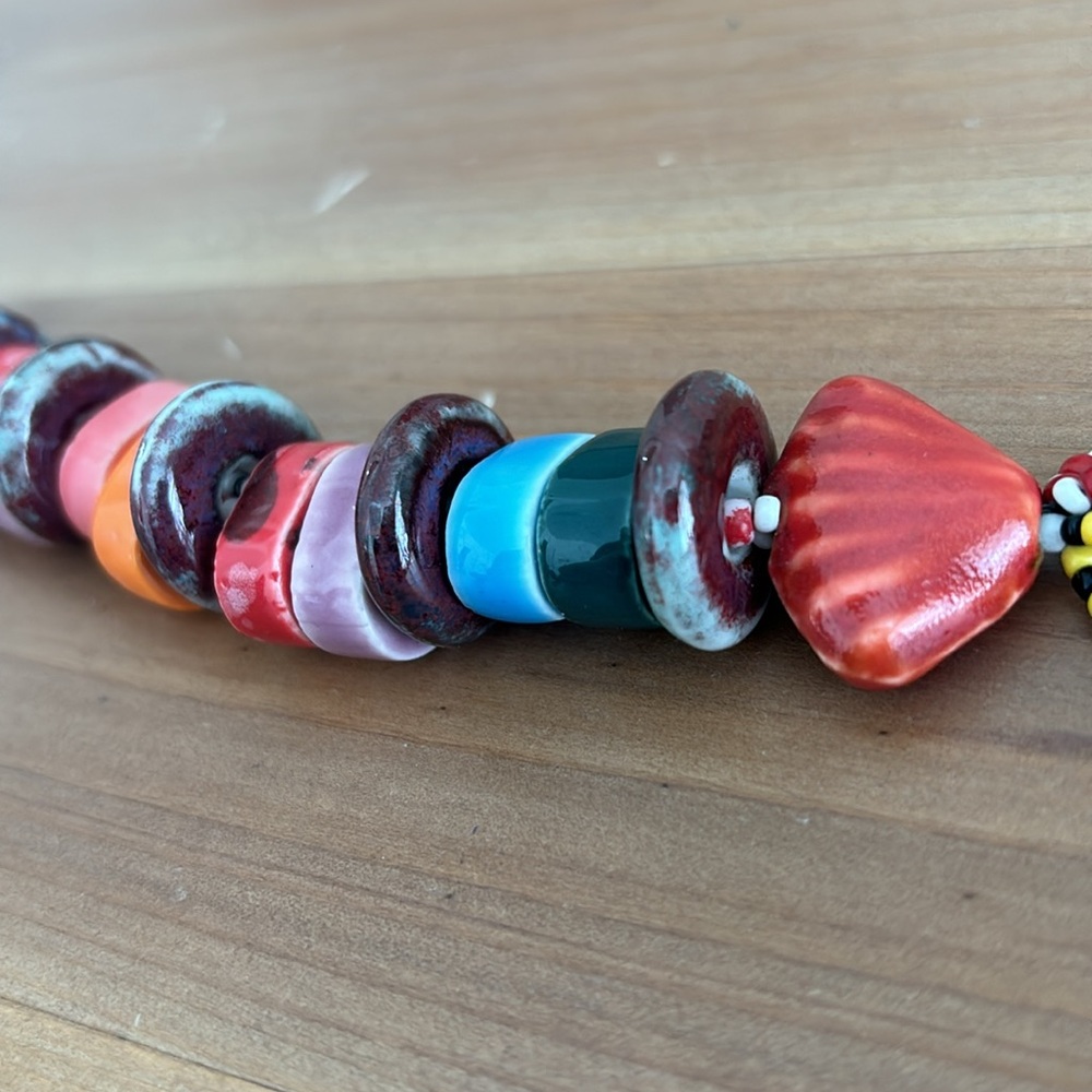 Zara multicolor chunky beaded necklace - Picture 9 of 10